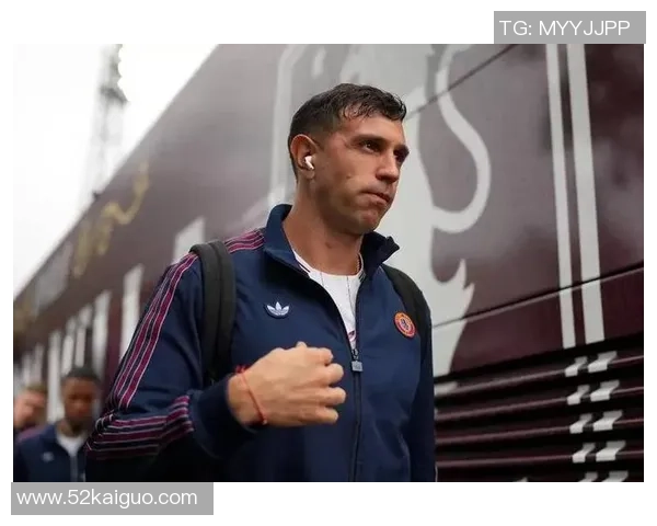 山西外援拿0分仍获称誉 左肩脱臼现场复位持续拼