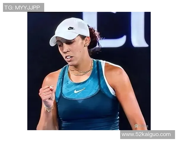 怒砸球拍！萨巴伦卡丢冠后痛哭：抢七0-7巨大蒙羞 0-2不敌国际第6